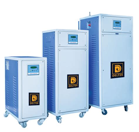 Servo Controlled Voltage Stablizer .